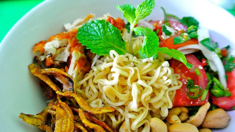 Mie dalam Nampan, Sweet Recipe – Yun&nbsp;E-hyeon