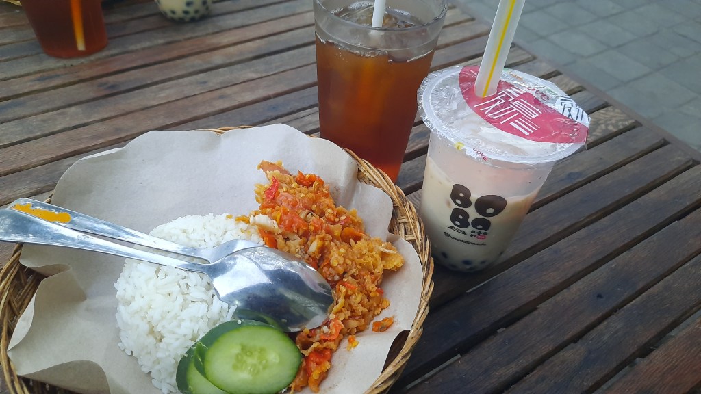 Ayam Grepek Berabe Denpasar dengan Harga 10k, Capai Omzet 2,5 juta&nbsp;sehari