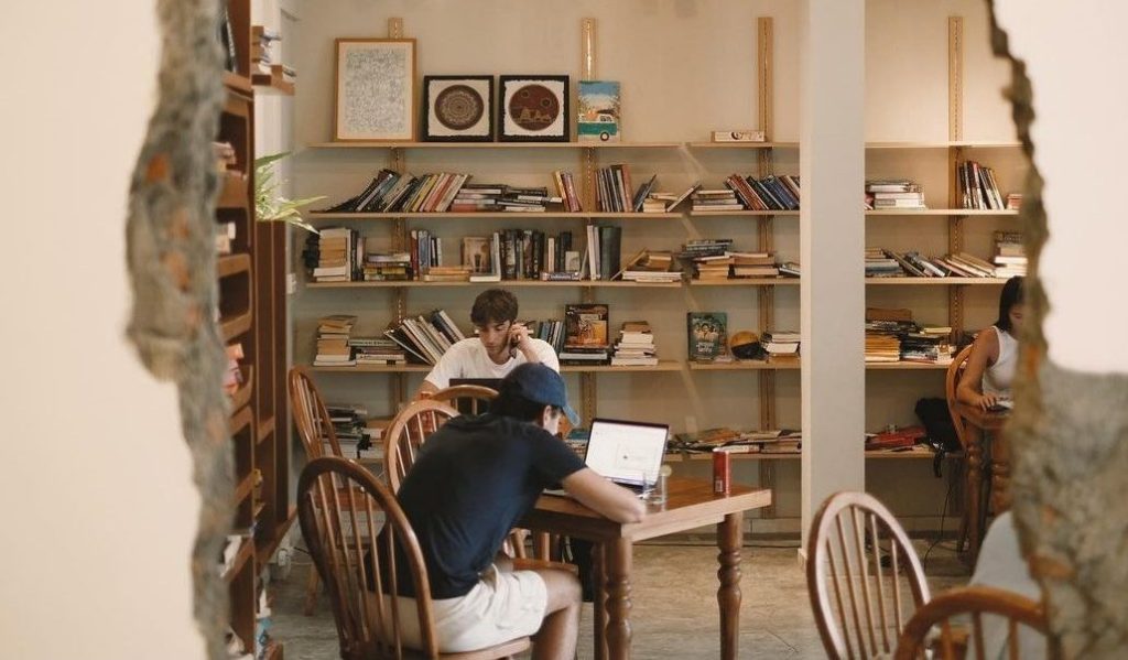 Littletalks, Library Cafe di&nbsp;Ubud