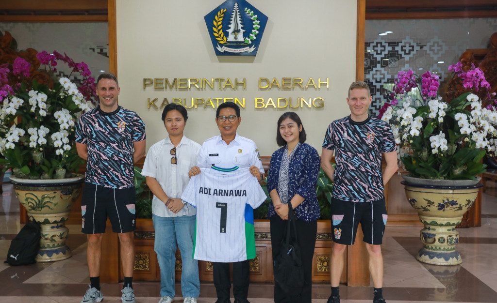 Bupati Badung Terima Delegasi Sepak Bola dari&nbsp;Inggris